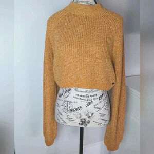 NOISY MAY | Women's Desert Sun High Neck Knitted Long Sleeved Cropped Sw…